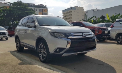 Mitsubishi Outlander 2017 bị lệch lái, xử lý sao?